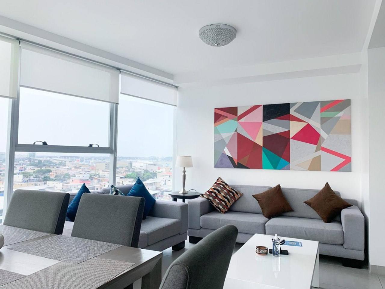 Lujoso Depa Con Vista A Todo Guayaquil! Apartment *